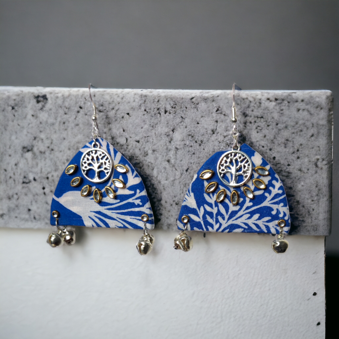 Taasha, handmade bangles, silk thread bangles, handmade earrings, handicrafts, fabric earrings
