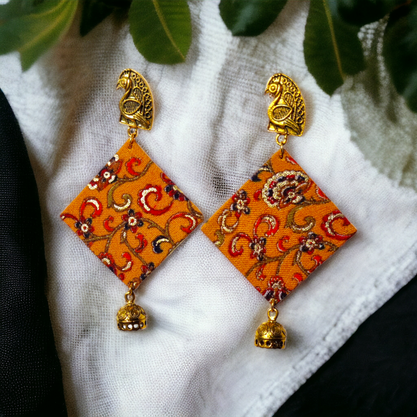 Taasha, handmade bangles, silk thread bangles, handmade earrings, handicrafts, fabric earrings