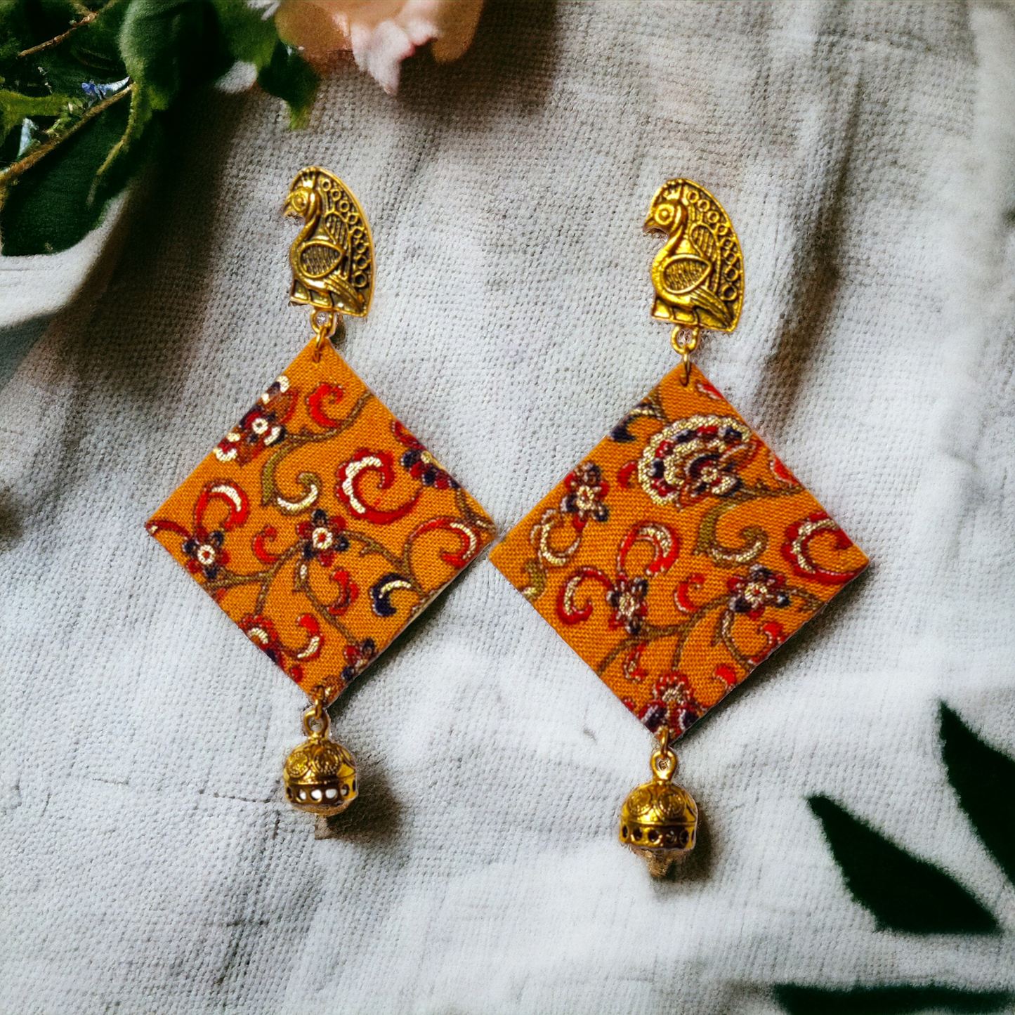 Taasha, handmade bangles, silk thread bangles, handmade earrings, handicrafts, fabric earrings