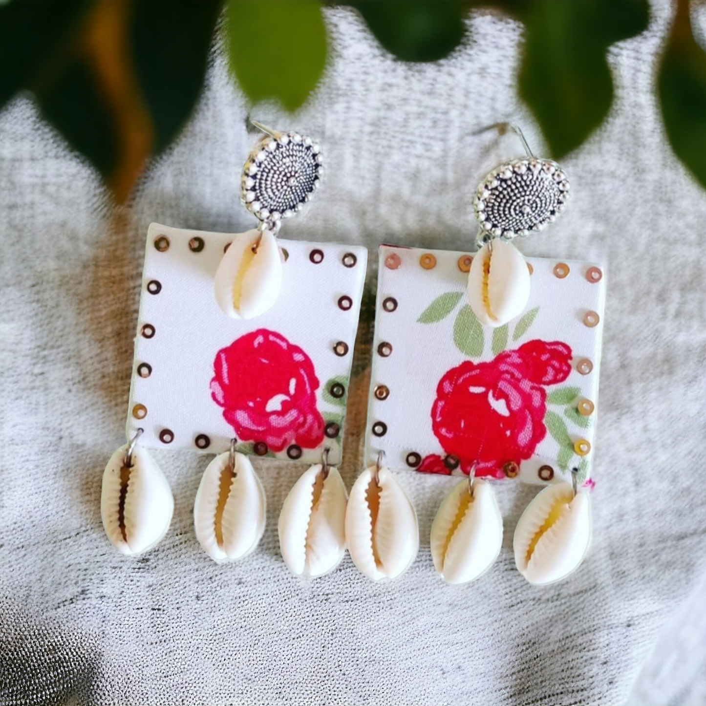 Taasha, handmade bangles, silk thread bangles, handmade earrings, handicrafts, fabric earrings