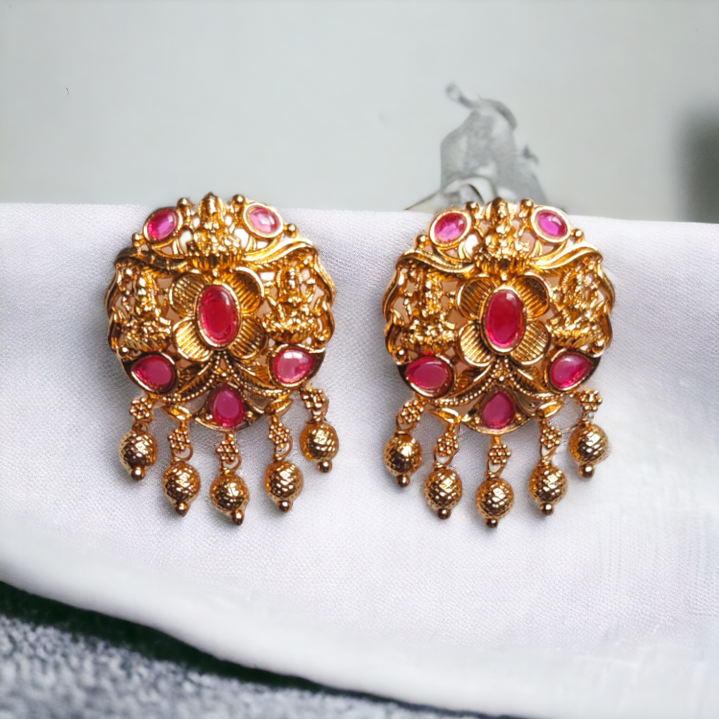 Red Kundan Lakshmi Studs