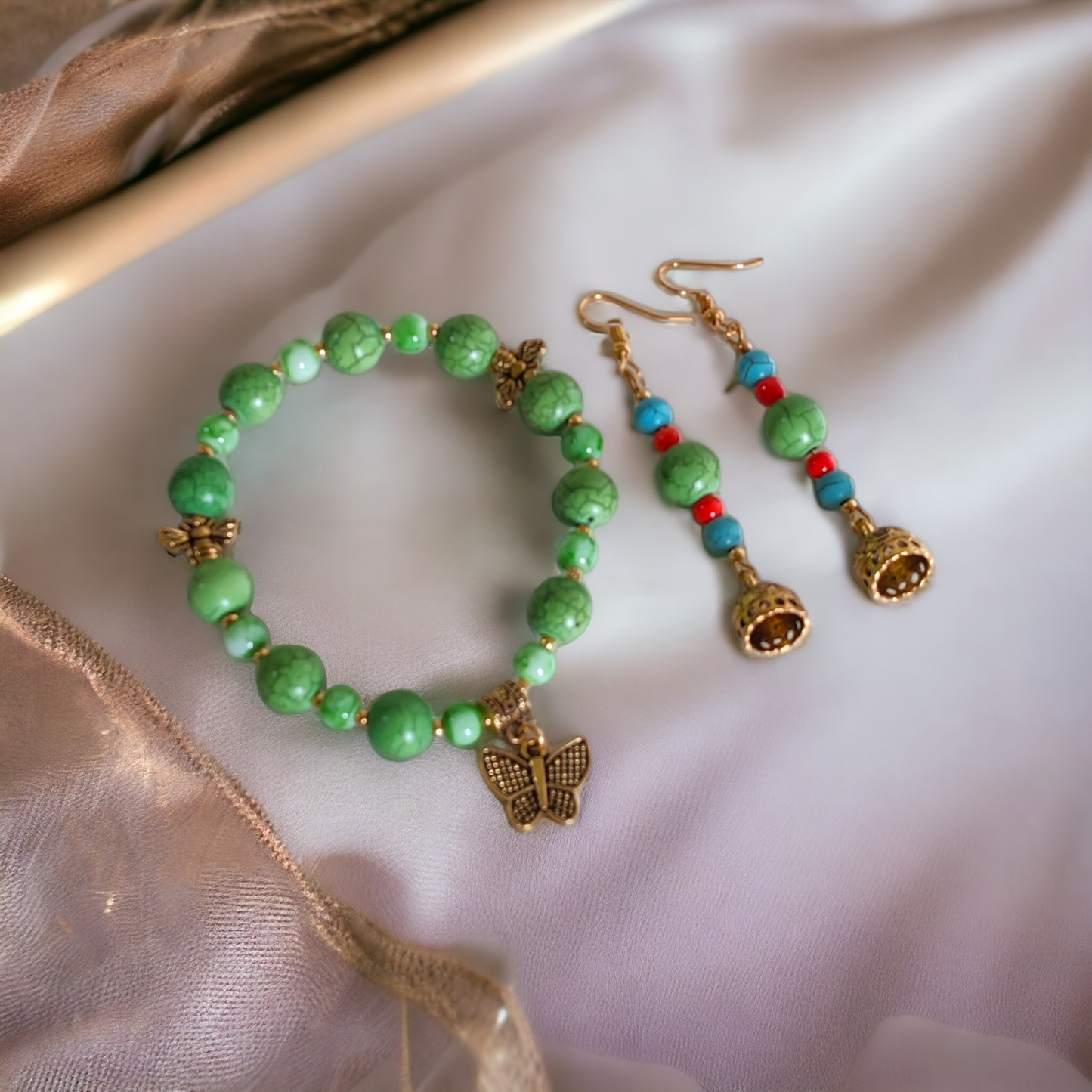 Green Beads Bracelet & Earrings Set