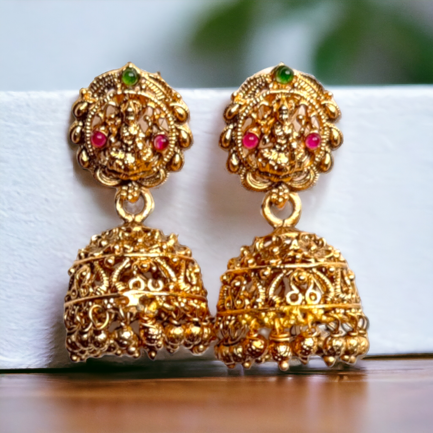 Golden Beads Studded With Red Kundan Necklace Set - TS08