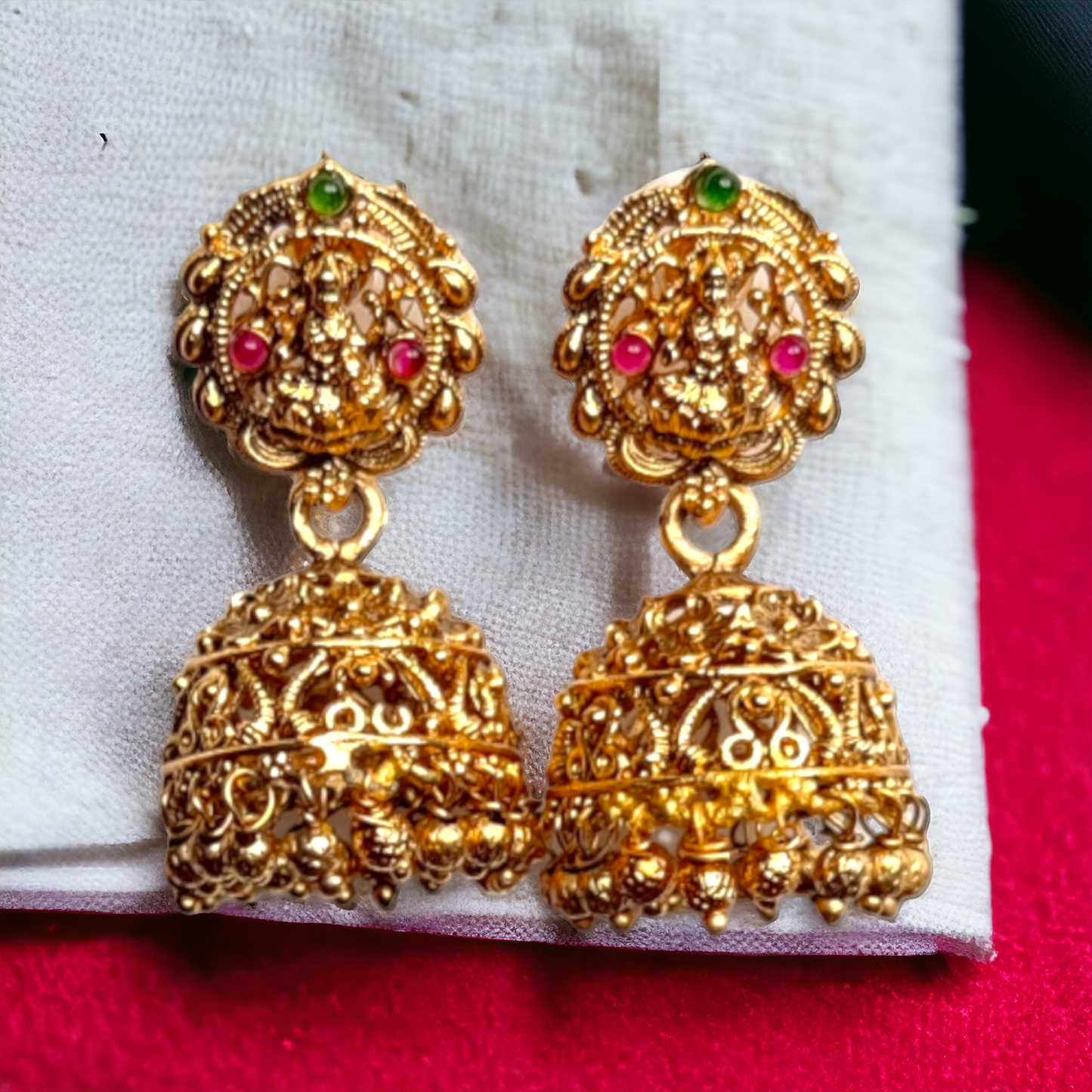 Golden Beads Studded With Red Kundan Necklace Set - TS08