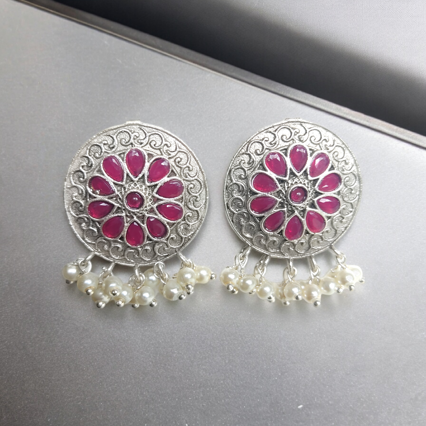 Silver Replica Red Kundan & Pearl Earring - XJ68