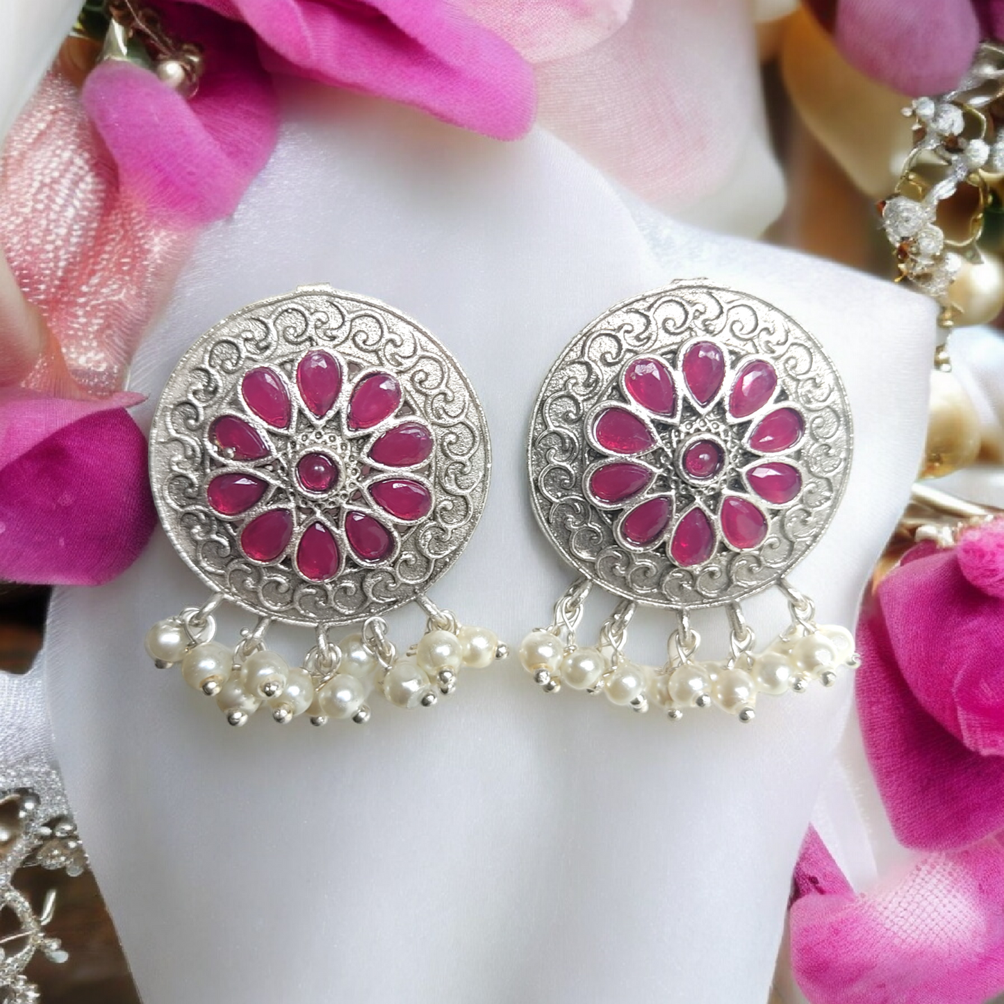 Silver Replica Red Kundan & Pearl Earring - XJ68
