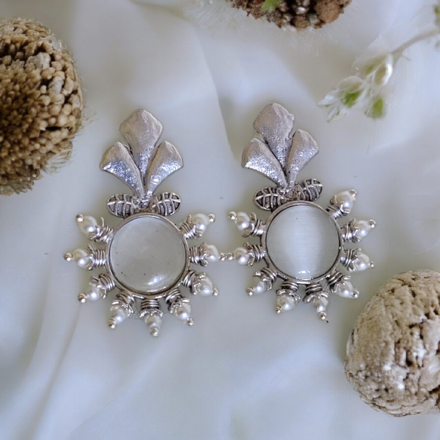 Silver Replica White Kundan Earring - XJ66