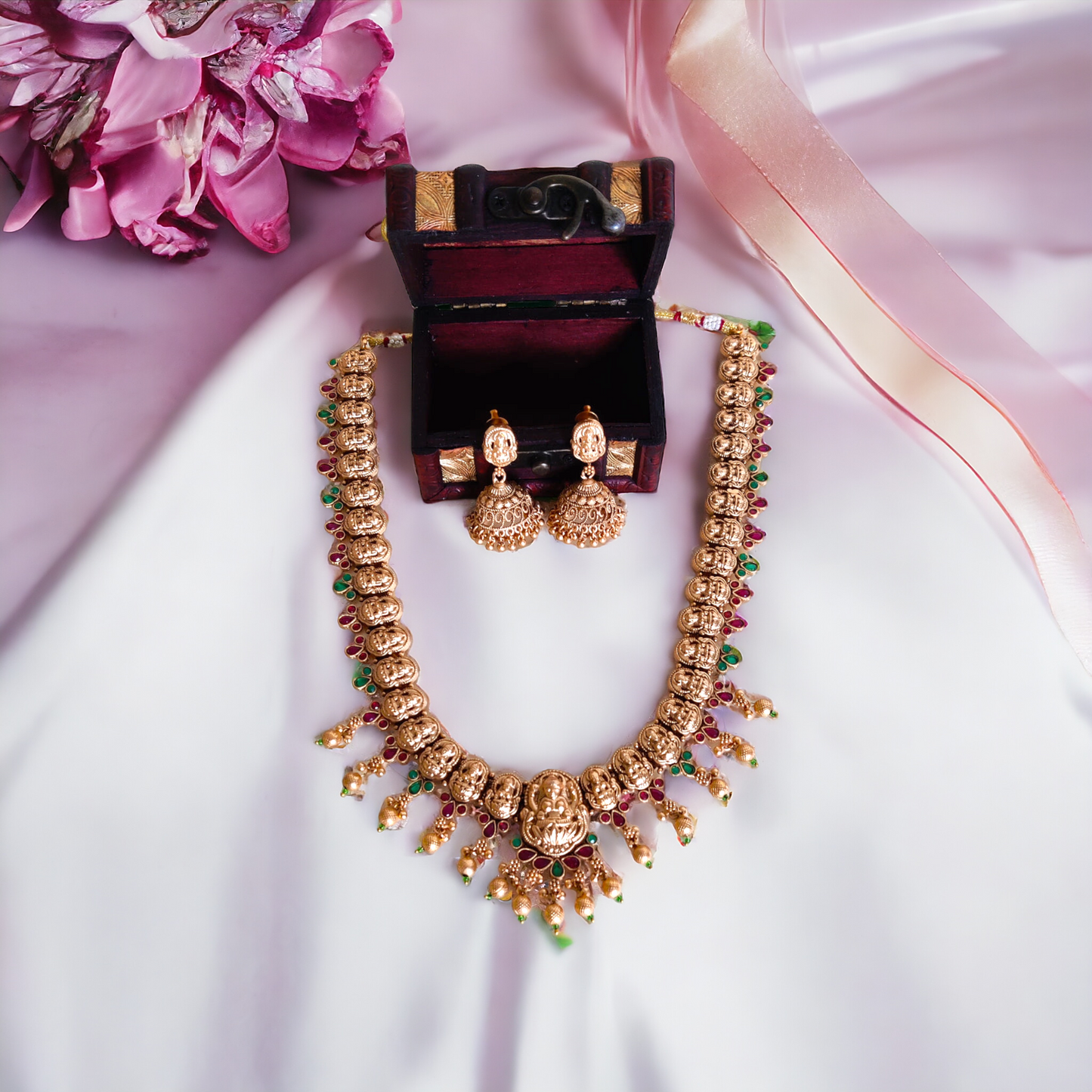 Red & Green Kundan Lakshmi Necklace Set - Matte Finish TS13
