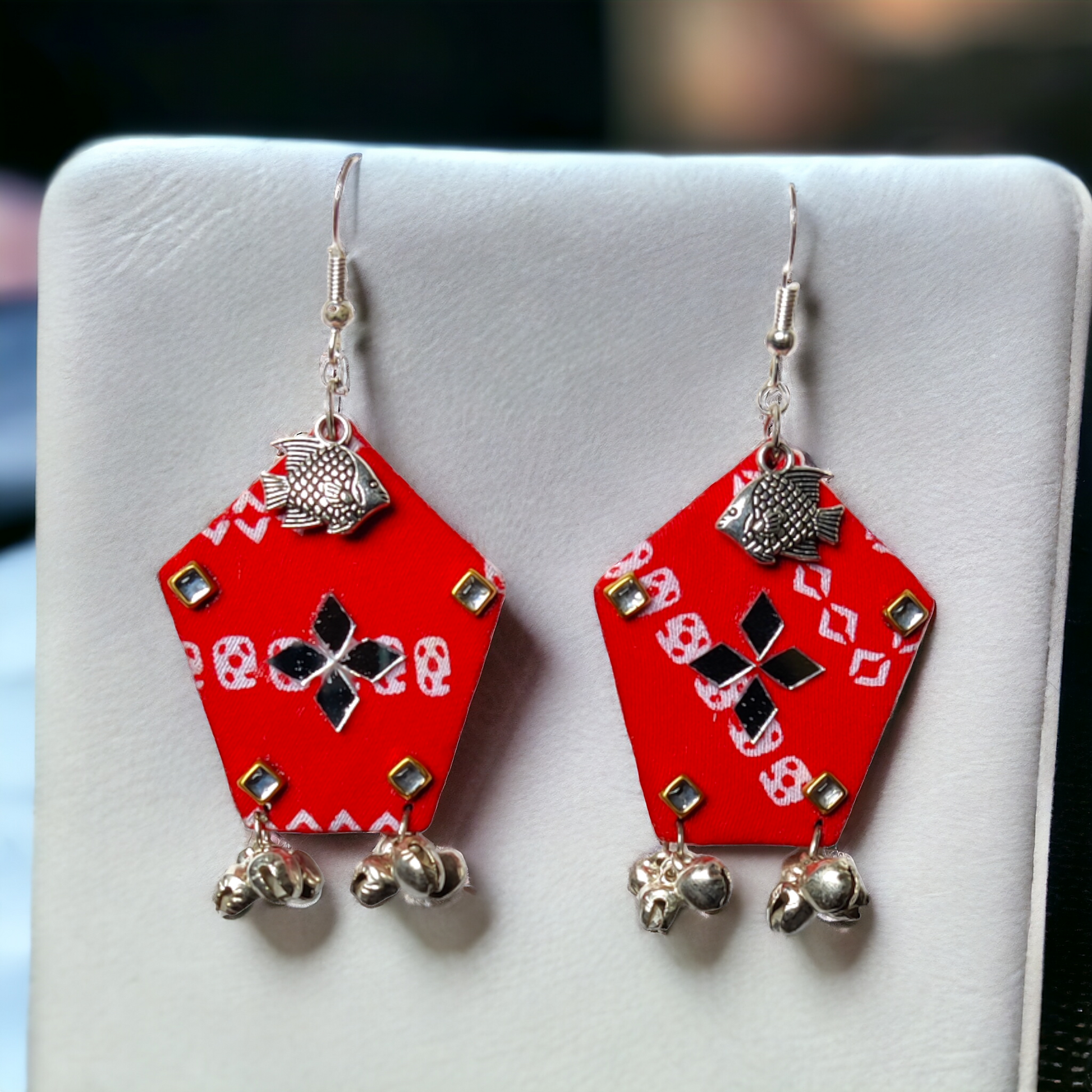 Taasha, handmade bangles, silk thread bangles, handmade earrings, handicrafts, fabric earrings