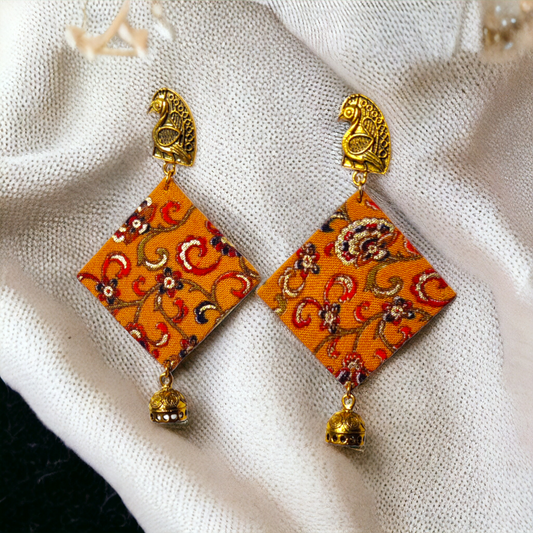 Taasha, handmade bangles, silk thread bangles, handmade earrings, handicrafts, fabric earrings