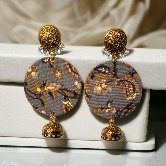 Taasha, handmade bangles, silk thread bangles, handmade earrings, handicrafts, fabric earrings