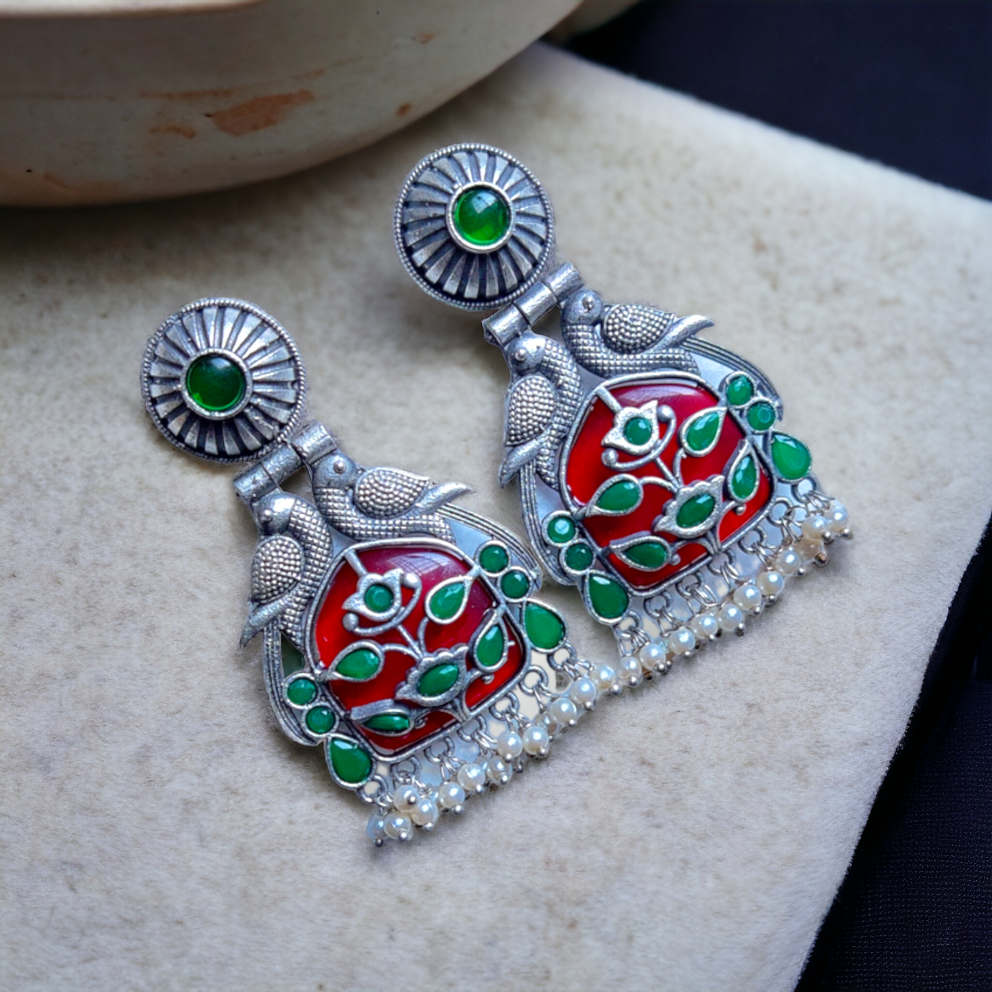 Green Kundan & Pearls Earring - XJ53