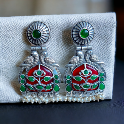 Green Kundan & Pearls Earring - XJ53