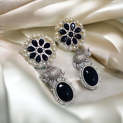 Black Kundan Earrings - XJ49