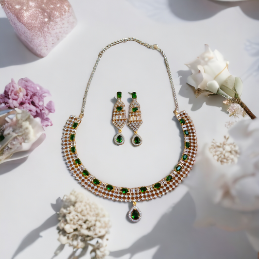 Green & White Stone Necklace Set - AD04