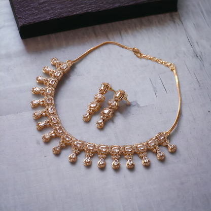 Diamond Cut White Stone Necklace Set - AD06